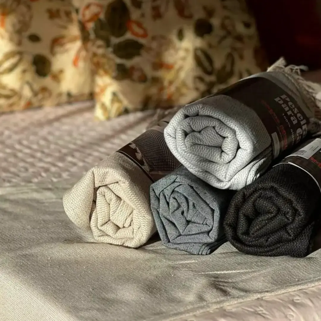 Conjunto de quatro toalhas dobradas